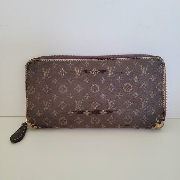 Louis Vuitton Handbags - Vintage Louis Vuitton Monogram Canvas Zippy Wallet Brown Gold Made in Spain